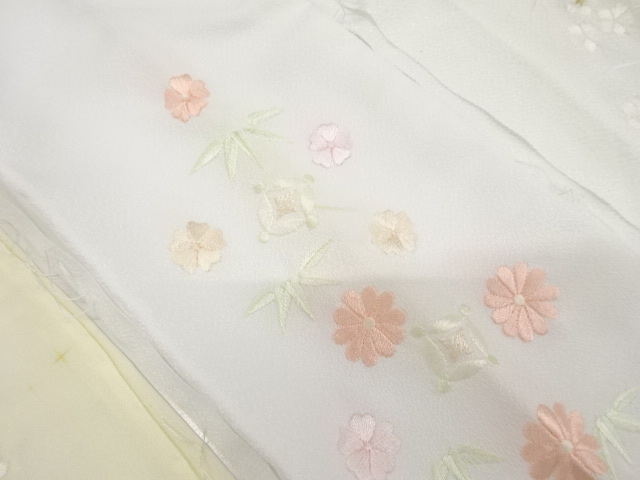  アンティーク　刺繍半衿3枚セット